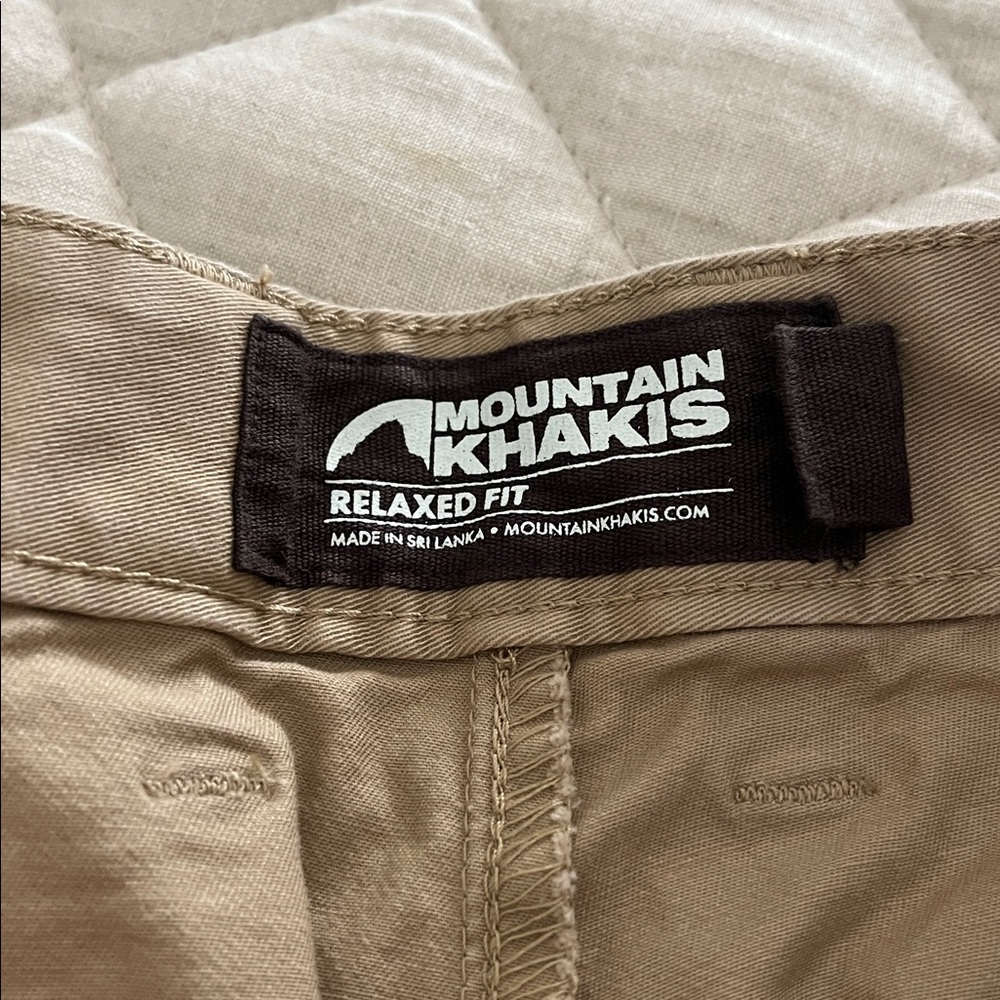 Mountain Khakis Men's Khaki Flat Front Shorts - Picture 3 of 5